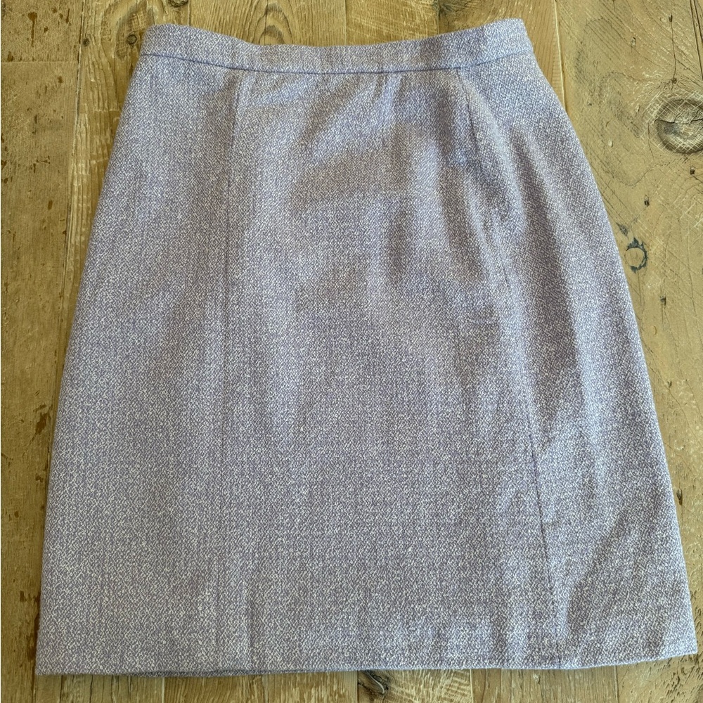 Vintage late 80’s Chanel Lilac Tweed Pencil Skirt EUC 40